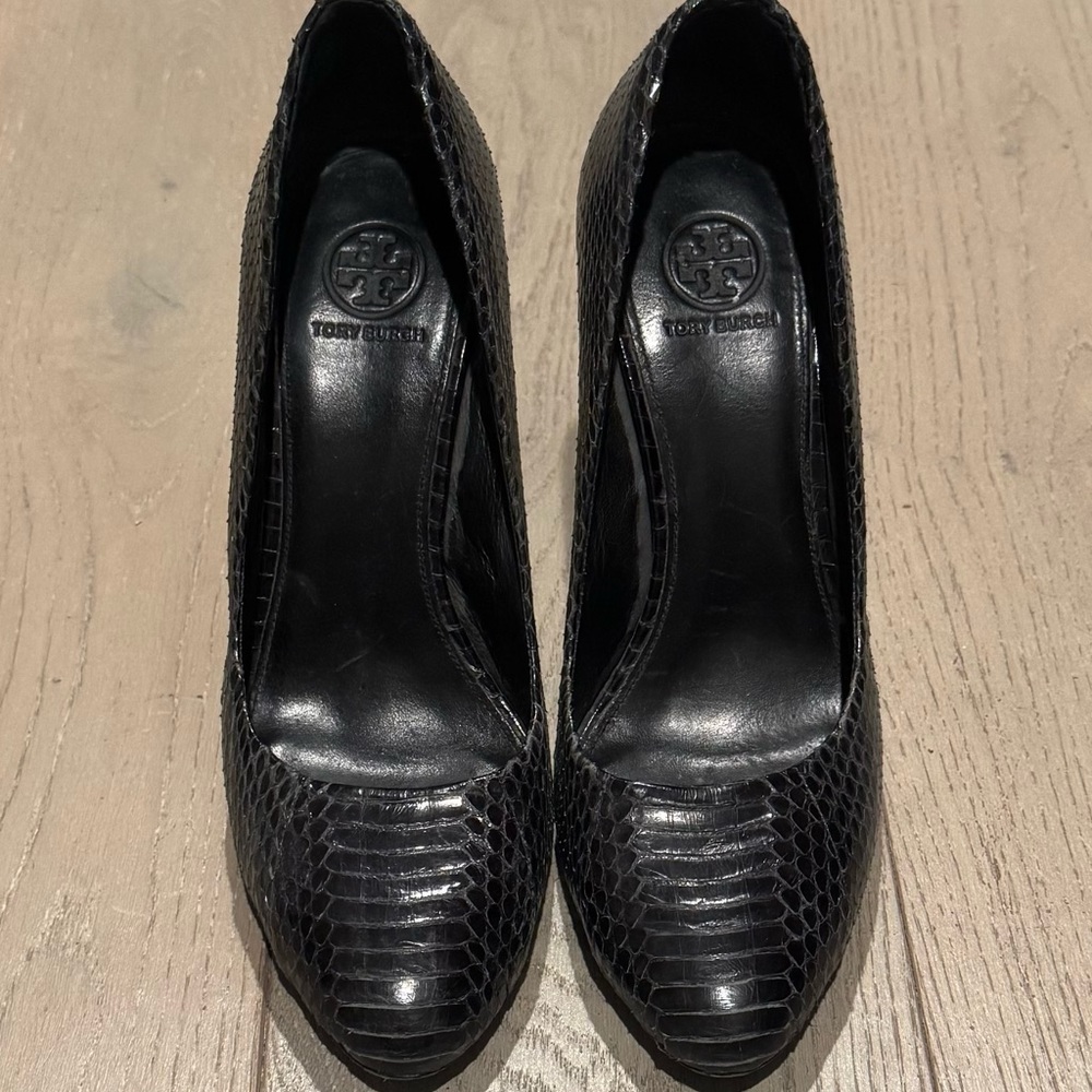 Tory Burch Black Snake Pumps